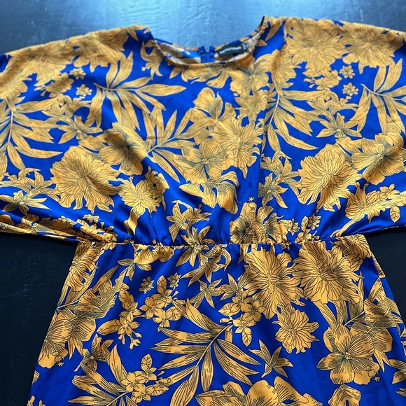 PRETTY LITTLE THING Women’s Size 10 Tropical Print Batwing Sleeve Maxi Dress - Picture 2 of 12